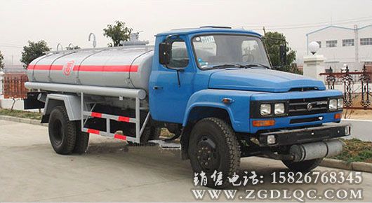 東風尖頭化工液體運輸車 東風尖頭化工液體運輸車