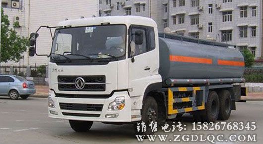 東風(fēng)天龍后雙橋加油車(chē) 東風(fēng)天龍后雙橋加油車(chē)