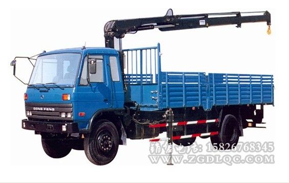 東風(fēng)145隨車起重運(yùn)輸車 東風(fēng)145隨車起重運(yùn)輸車