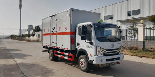 東風(fēng)腐蝕性物品廂式運(yùn)輸車 東風(fēng)腐蝕性物品廂式運(yùn)輸車